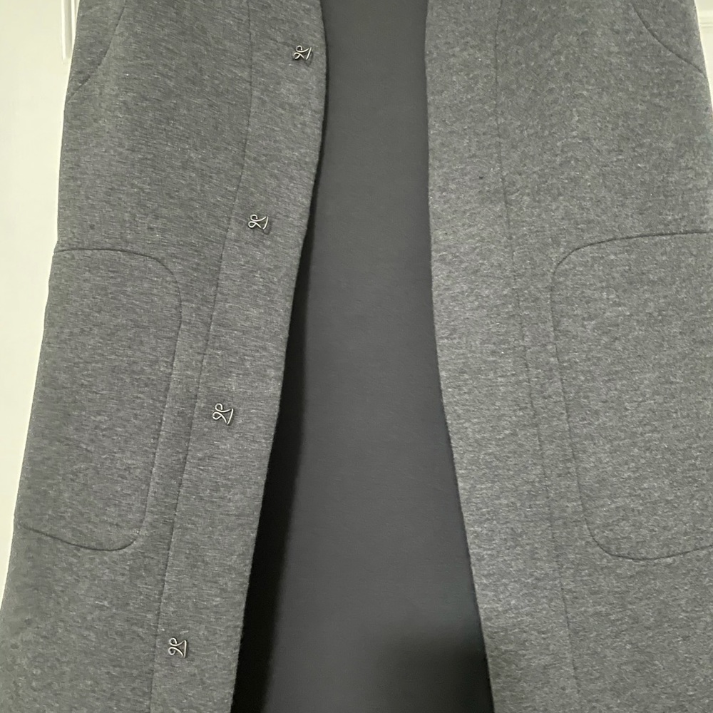 Rare Lululemon charcoal vest - Picture 10 of 14